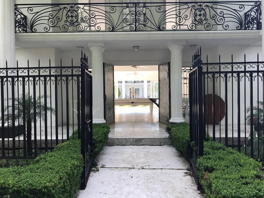 La Gran Casablanca Villa Jiutepec Buitenkant foto